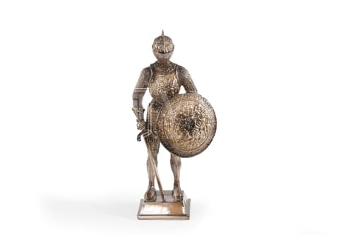 KNIGHT WITH SWORD