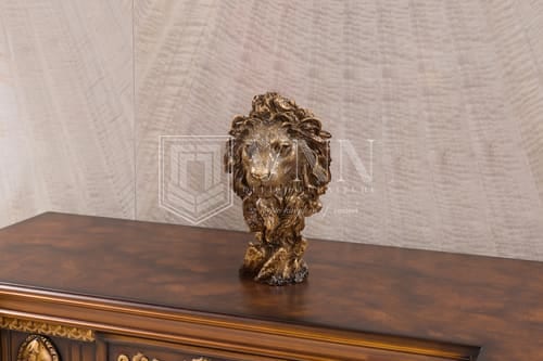 LION BUST